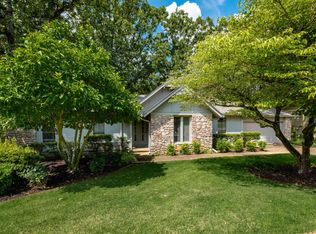 3320 Breckenridge Dr, Little Rock, AR 72227