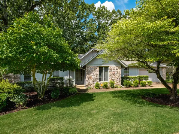 3320 Breckenridge Dr, Little Rock, AR 72227