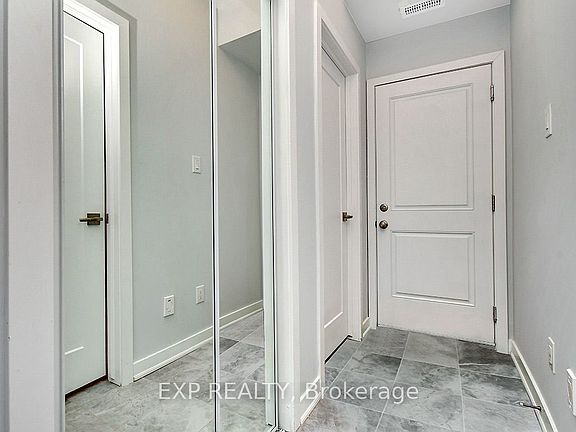 4th image of 1258 Hemlock Rd