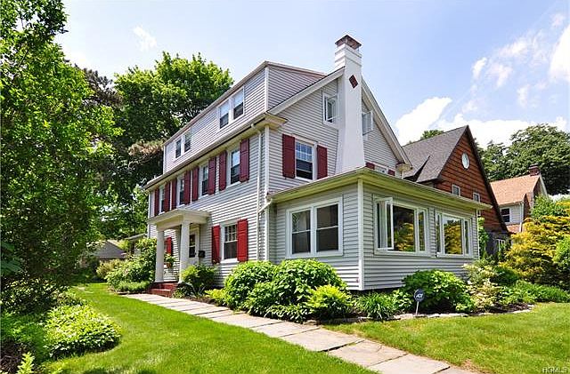 1st image of 84 Franklin Ave