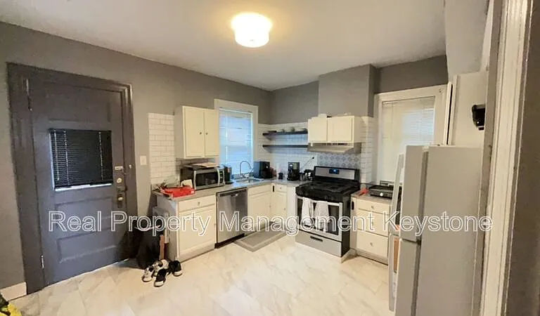923 Chislett St #1 — Photo 6
