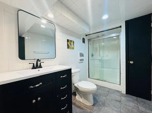 16 Briarwood Road image 4 of 12