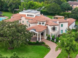 5412 Sturbridge Dr, Houston, TX 77056