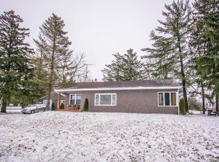 W3693 Glenmore Ave, Lake Geneva, WI 53147