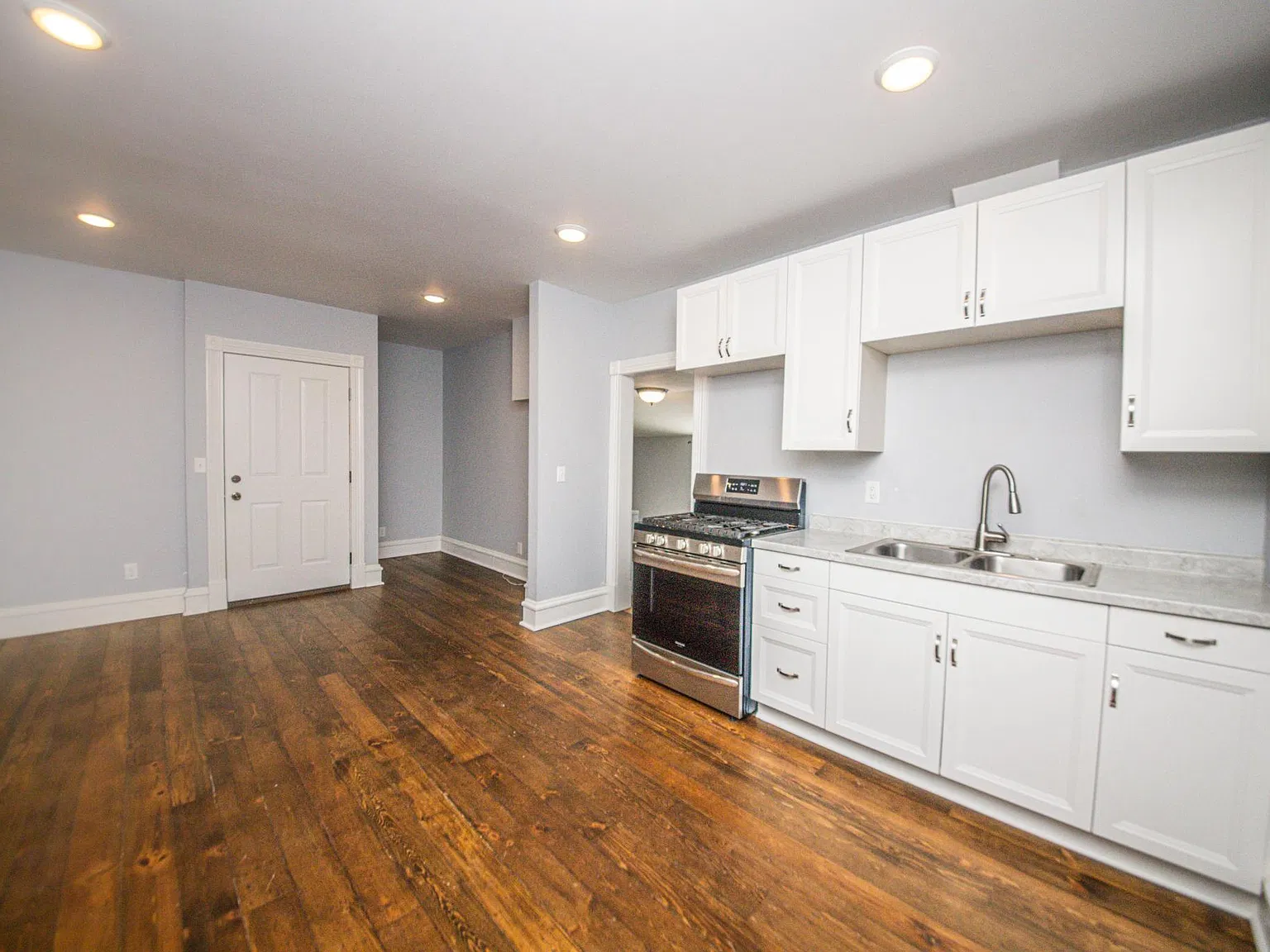 1 bed, 700 sqft, $1,400 — Photo 4