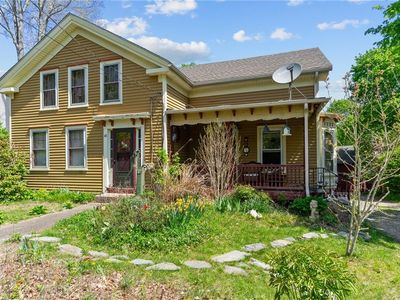 48 Highview Ave, Hope Valley, RI, 02832