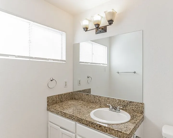 73355 Guadalupe Avenue — Photo 44