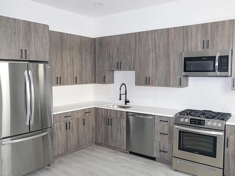 80 Roseland Ave #305 — Photo 5