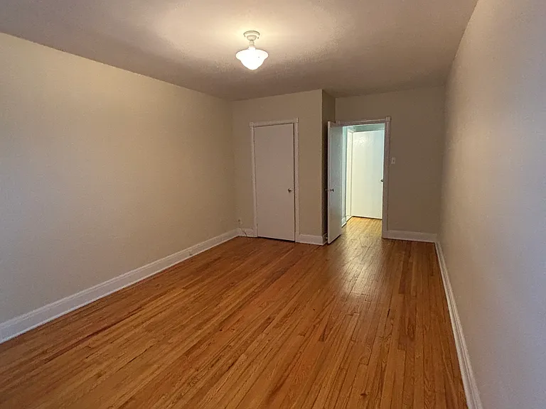 265 Daly Ave — Photo 14