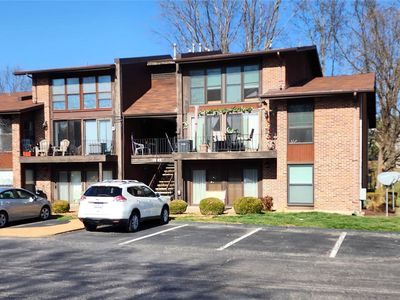 1045 Mersey Bend Dr APT F, Saint Louis, MO, 63129
