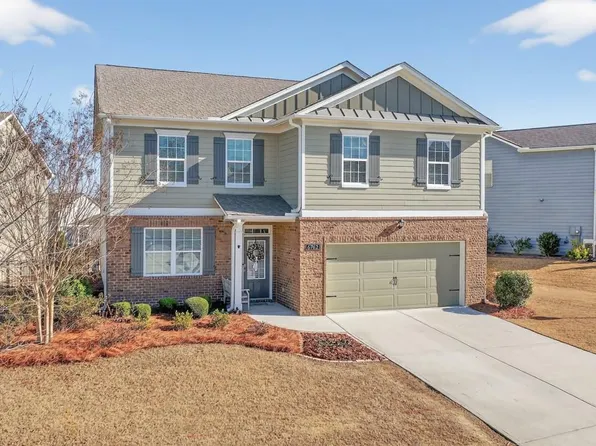 6762 Star Gaze Ct, Flowery Branch, GA 30542