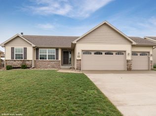 415 NE 46th St, Ankeny, IA 50021