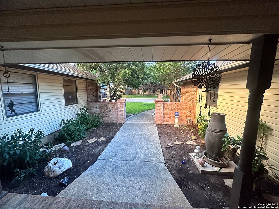 2nd image of 2723 GREEN RANGE DR