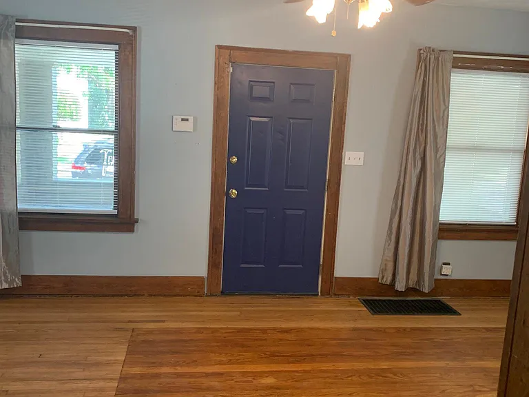 1250 E Cedar St — Photo 7