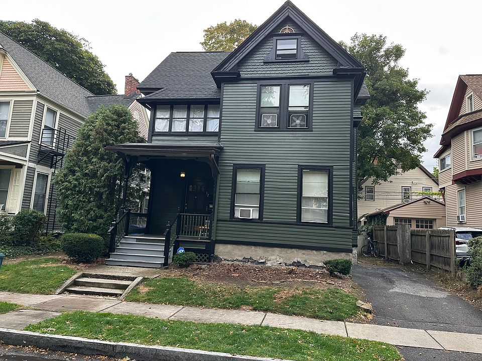 1st image of 12 Rundel Park #3