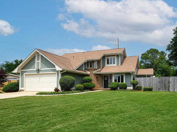 1809 Hollytree Dr NW, Huntsville, AL 35806