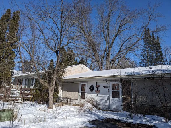 36057 N East End Ave, Ingleside, IL 60041