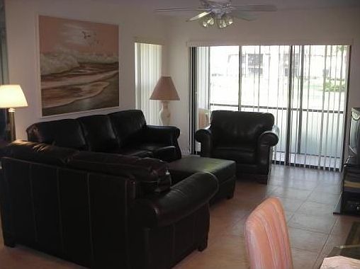 2nd image of 821 Sky Pine Way APT E1