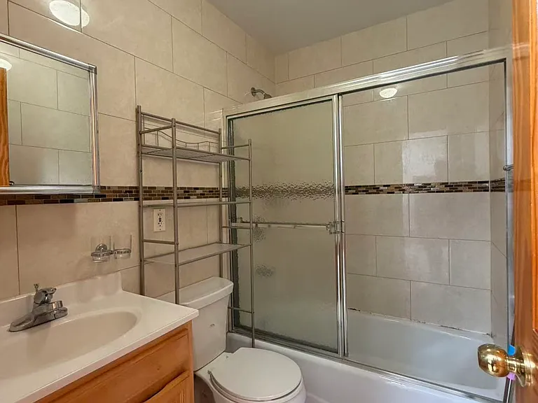 460 62nd St #2 — Photo 12