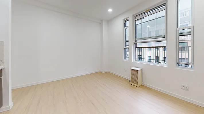 Rented by Bond New York | media 9