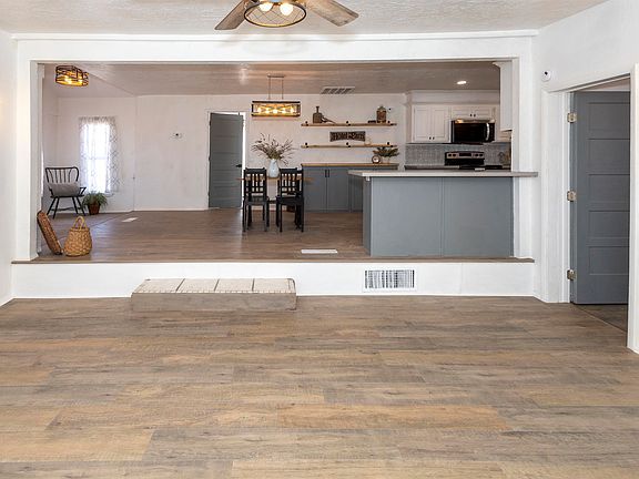 4th image of 3105 S Plainsman Rd