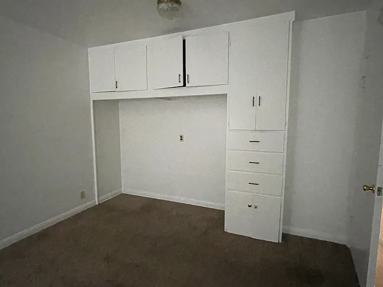 1802 W Harding Way — Photo 6