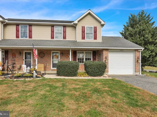 1028 Weisstown Rd, Boyertown, PA 19512