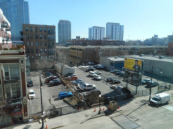 4th image of 1620 S Michigan Ave Unit 512