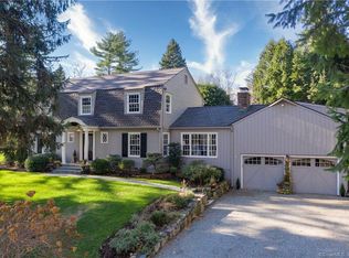 7 Peterick Ln, Darien, CT 06820