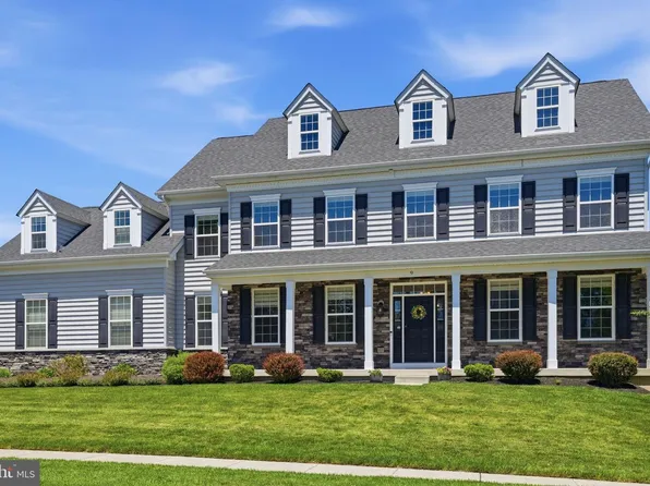 9 Walnut Way, Langhorne, PA 19047