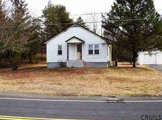 106B Old Gick Rd, Saratoga Springs, NY 12866