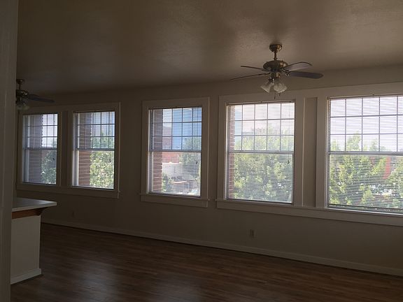 3rd image of 530 7th St APT 305