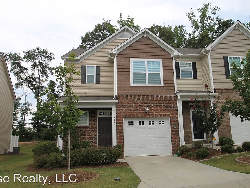1st image of 7043 Woodsbay Ln