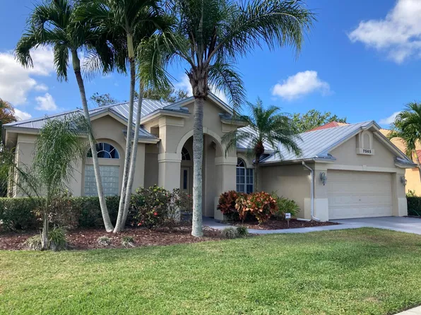 7565 Citrus Hill Ln, Naples, FL 34109