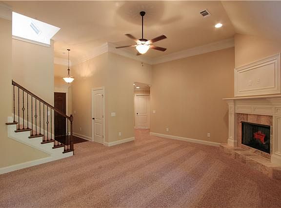 2nd image of 801 Manner Ln #1-C