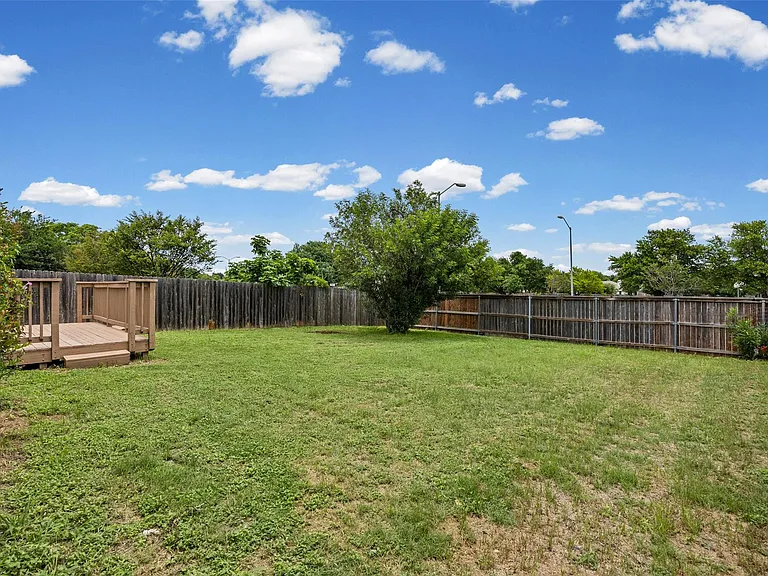 17305 Dashwood Creek Dr — Photo 20