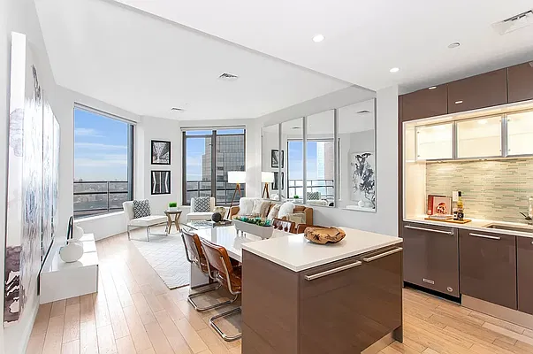 Rented by Platinum Forbes Global Properties | media 3