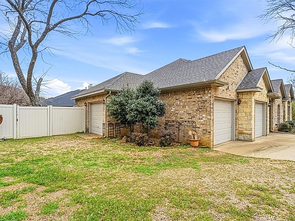 4th image of 9420 Gleneagles Dr