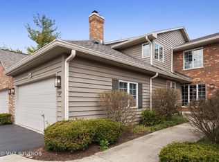 878 Saddlewood Dr, Glen Ellyn, IL 60137