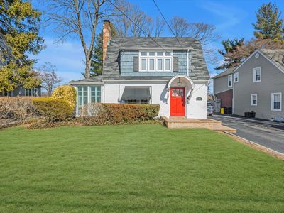 18 Woodbury Way, Syosset, NY, 11791