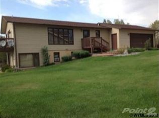1280 McDougall Dr, Lander, WY 82520