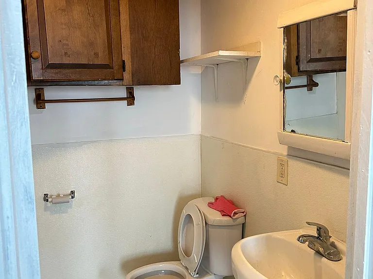 126 W Main St #5 — Photo 7