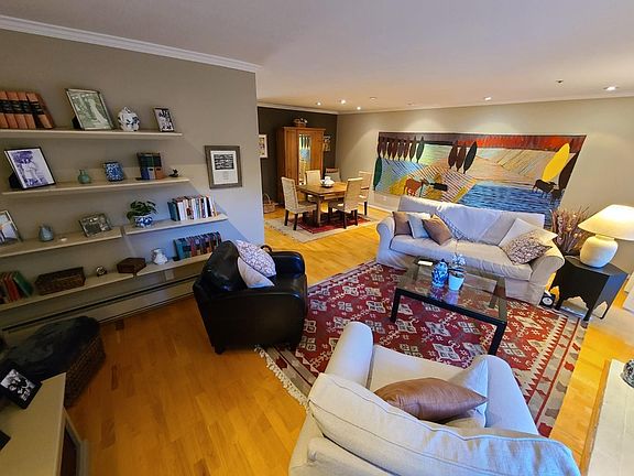 4th image of 1233 Bellevue Ave APT 4