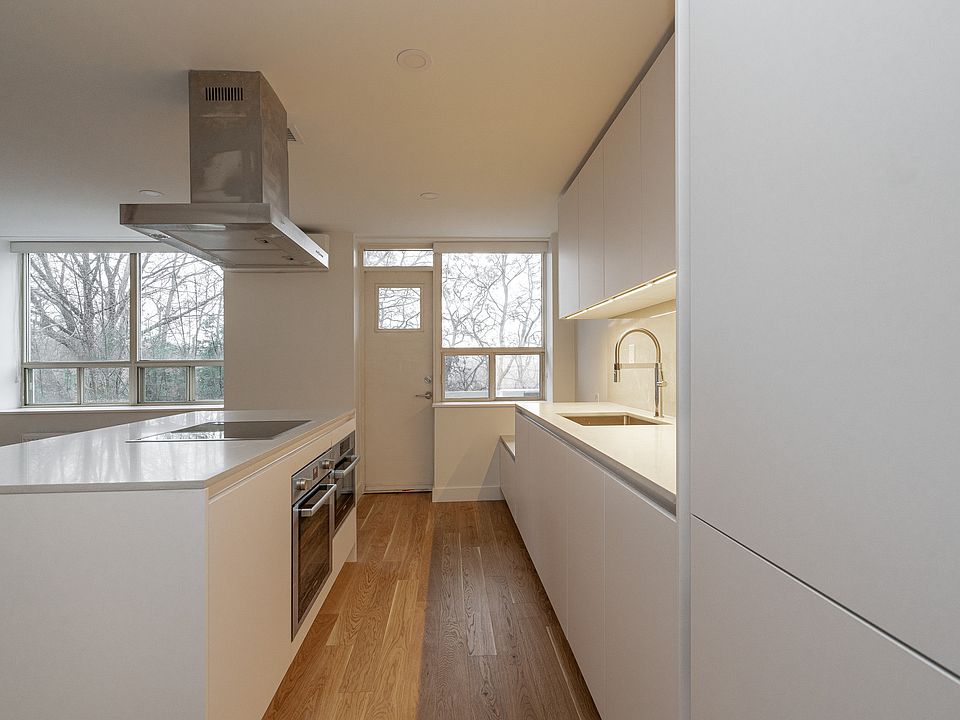 1st image of 47 Riverwood Pkwy #50078B-106