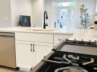 533 14th Ave SW UNIT 105, Rochester, MN 55902