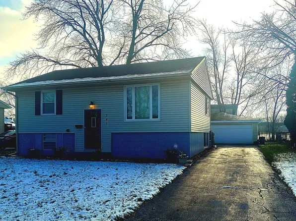 246 E Rose St, Glenwood, IL 60425