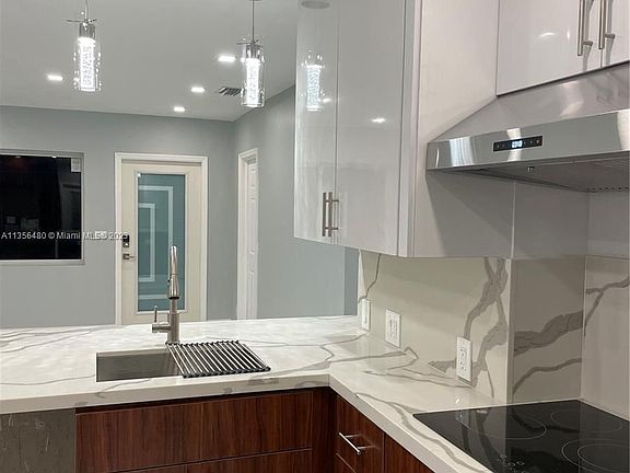 3rd image of 1230 NE 148th St #1230