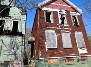 355 S 8th St, Newark, NJ 07103