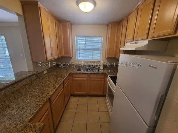 1523 Heights Blvd APT 10, Houston, TX 77008