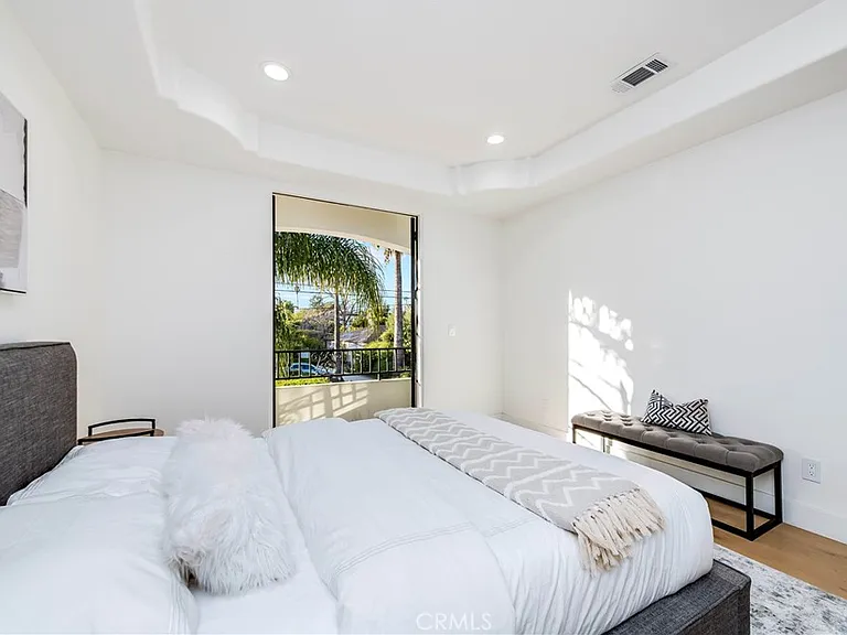 4906 Rubio Ave — Photo 48